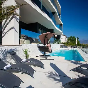  Apartman Valis