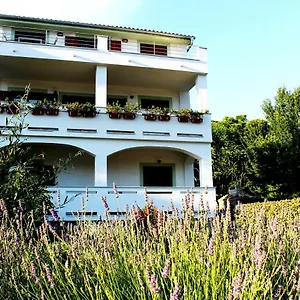  Apartman Frgacic I